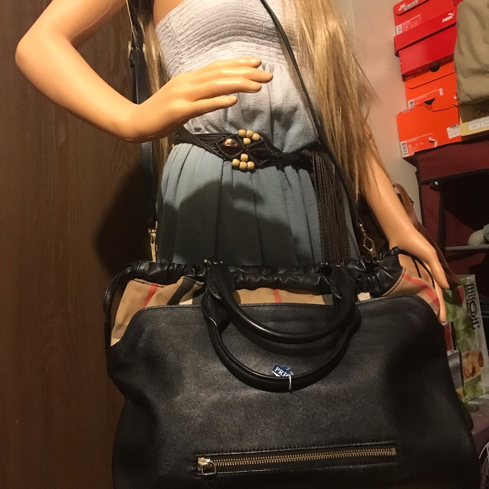 Auth Burberry large 2 way leather and plaid bag